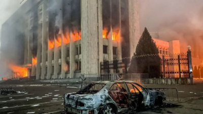 Токаев: во время январских событий было похищено более трех тысяч единиц оружия