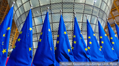 Песков: Россия продолжит оказывать помощь действующей власти Мали