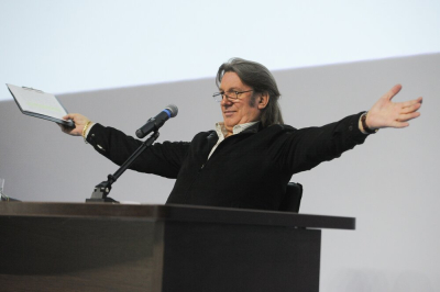 Лоза отказался выступать перед зрителями на 14 февраля