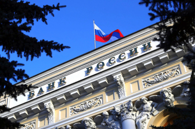 ЦБ ужесточил контроль за наличными: что это значит, кого коснется