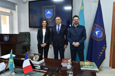 Французский вектор КазНУ