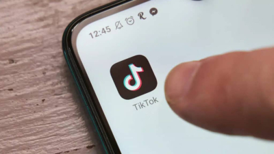 Во Франции оценят риски TikTok для психики