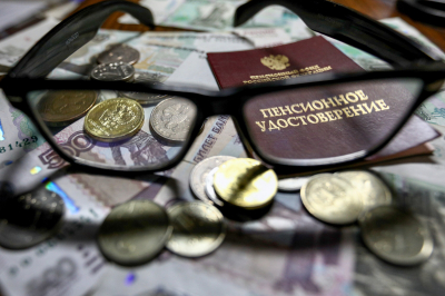 Соцфонд: Средняя пенсия госслужащих превысила 60 тысяч рублей в двух регионах