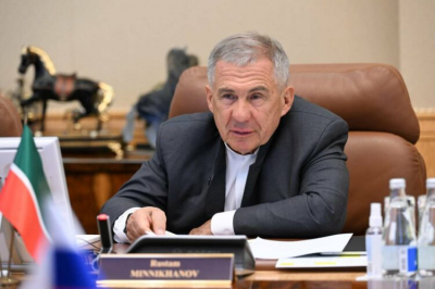 Рустам Минниханов призвал всех жителей РТ спускаться в укрытия во время атак БПЛА и ракетной опасности