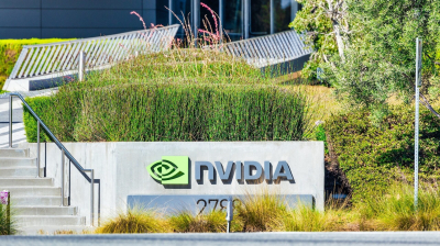 Главное к утру: риски для S&amp;P 500, прогнозы по золоту, что угрожает прибыли Nvidia