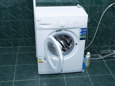 Юрист Хромченко: за использование стиральной машины ночью можно заплатить штраф