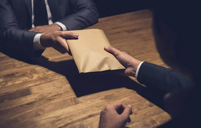 Замакима и главу ЖКХ отправили за решетку в Актюбинской области
