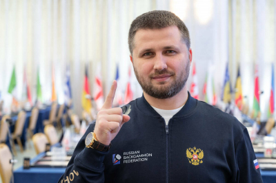 Татарстанец Фатыхов стал первым в истории чемпионом мира по длинным нардам-блиц