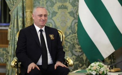 Абхазия будет всецело признана и станет полноправным членом ООН, заявил президент Гунба