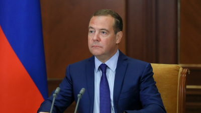 Медведев потребовал от НАТО гарантий прекращения враждебных действий против РФ