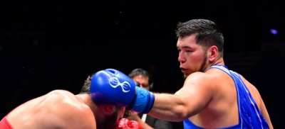 Казахстанский боксер пробился в четвертьфинал ЧМ