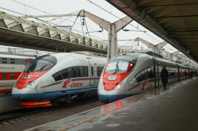 Москвичам подсчитали стоимость за поездки на концерт Уэста в Петербурге