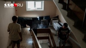 «Там с метастазами уже. А таблетки, сдерживающие рак, не выдают». Что мешает беженцам с Харьковщины начать новую жизнь?