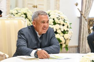 Минниханов: Созидательный труд татарстанцев остается основой развития республики