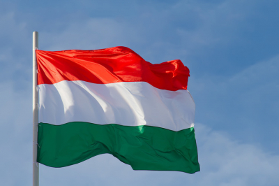 Глава минобороны Венгрии: Будапешт «захлопнет дверь» перед Россией