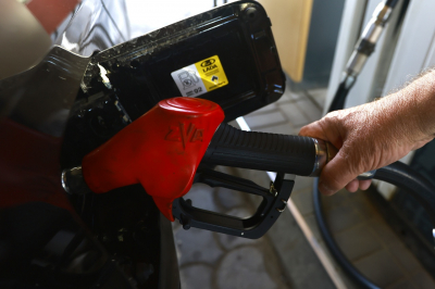 Лимит на разлив бензина ввели на АЗС «Татнефть» в Санкт-Петербурге