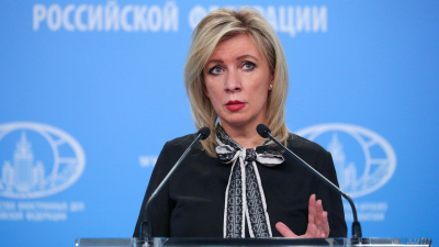 Захарова прокомментировала заявление Трампа о просьбе Мелони сделать с ним фото